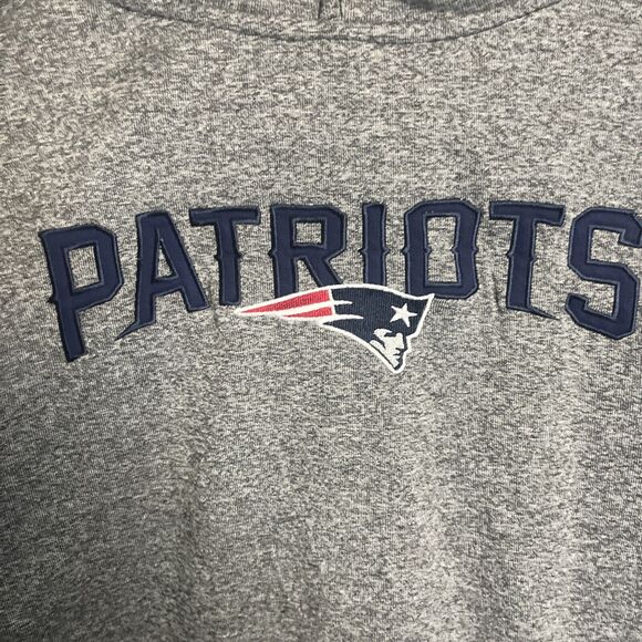 New England Patriots Throwback Jacket NFL Full Zip Hood Sz Small Pockets - Picture 7 of 10